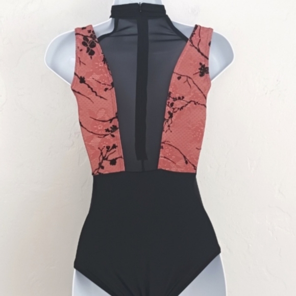 BALERA MEDIUM CHILD MESH LEOTARD NYPT - Picture 3 of 3